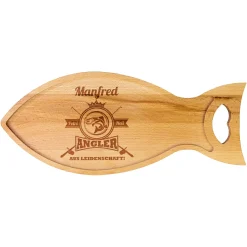 Personalisiertes Servierbrett 'Petri Heil' in Fischform für Angler | Holzbrett aus Buchenholz