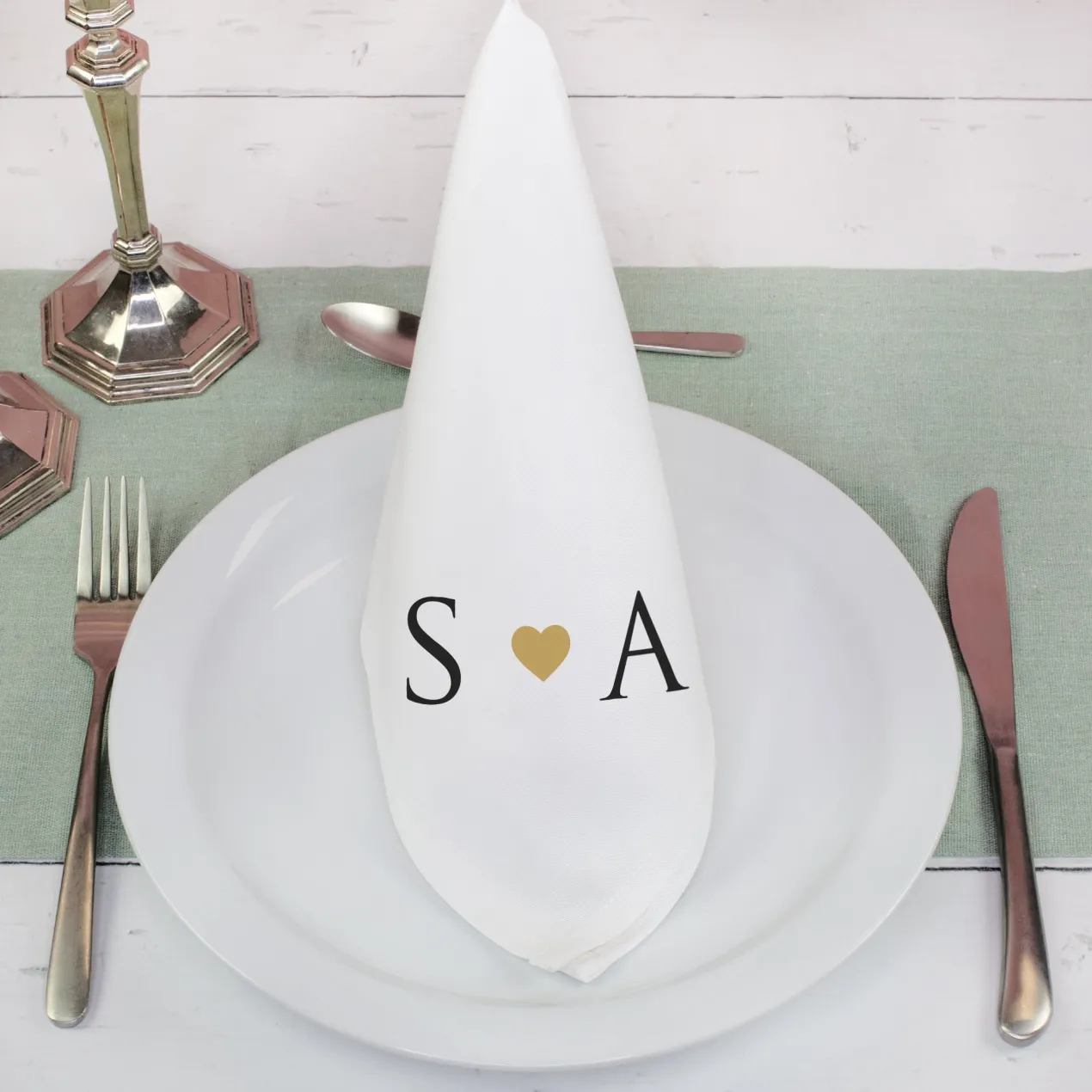 Personalisierte Stoffserviette zur Hochzeit mit Initialen & Herz | Elegante Serviette als Tischdeko