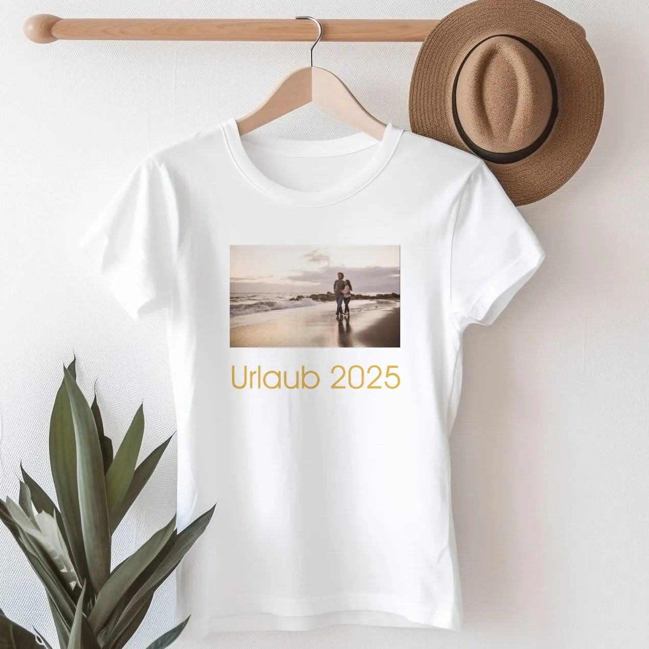 Personalisiertes T-Shirt für Frauen mit eigenem Foto & Text | Weiß