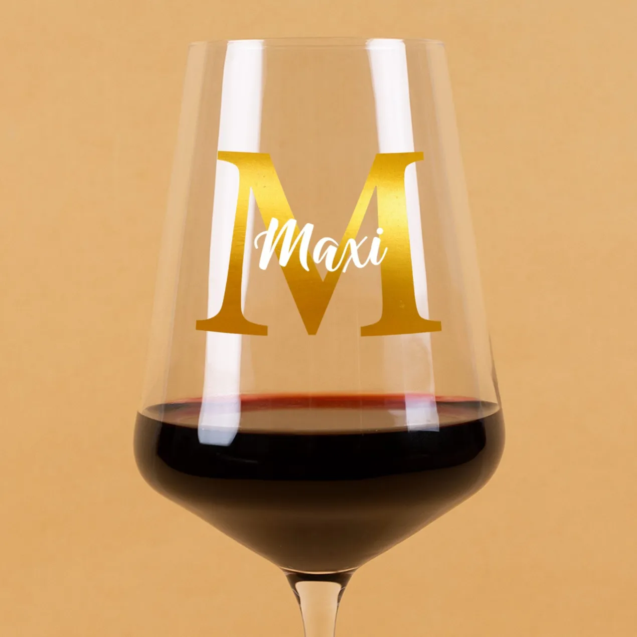 Personalisiertes Weinglas mit goldener Initiale & Name von Leonardo | Geschenkidee zum Geburtstag