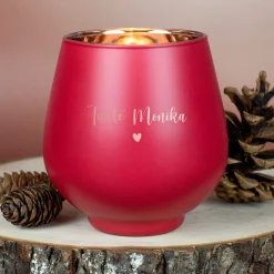 Personalisiertes Windlicht zu Weihnachten graviert mit Name & Herzmotiv in Rot oder Grün