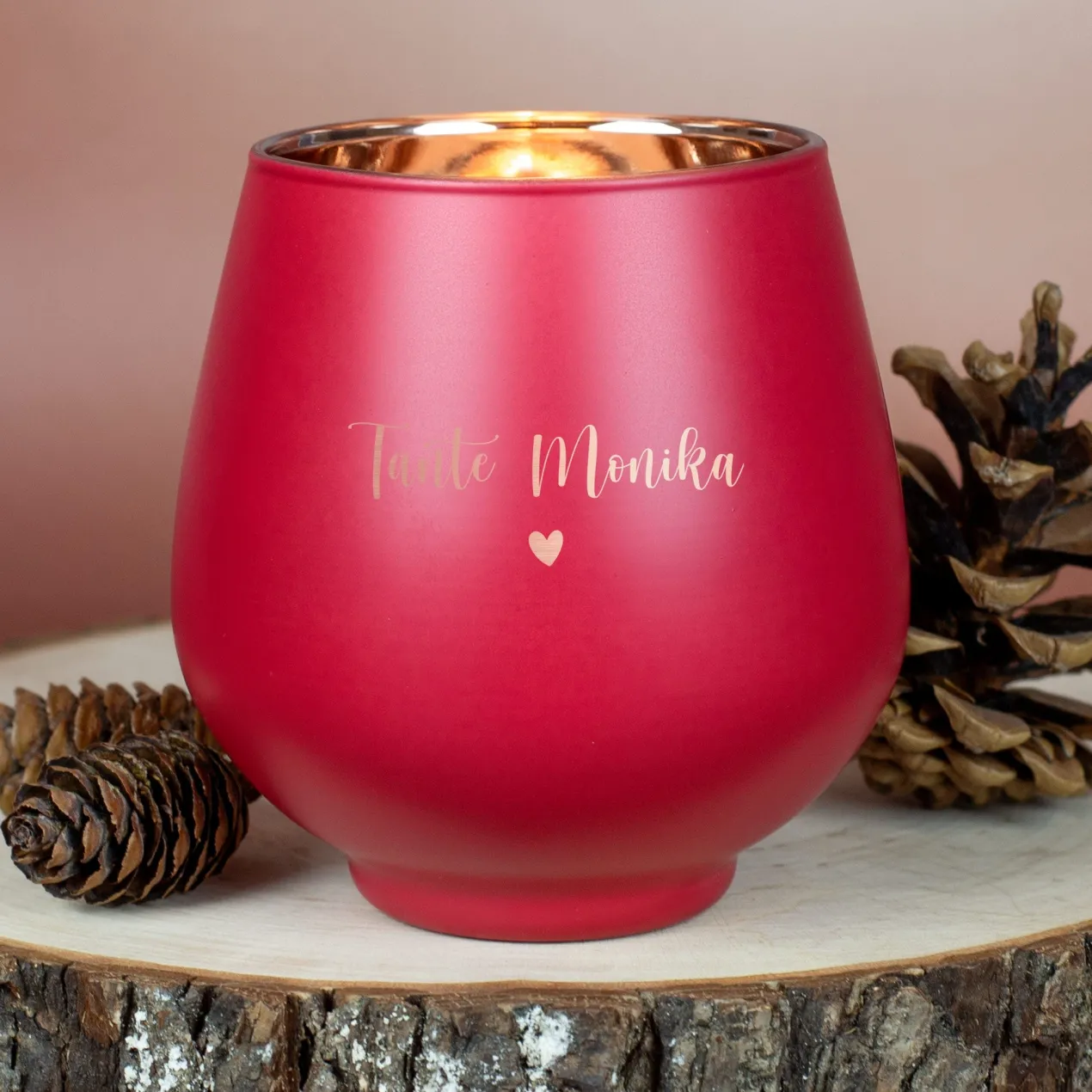 Personalisiertes Windlicht zu Weihnachten graviert mit Name & Herzmotiv in Rot oder Grün