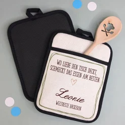 Personalisierte Topflappen im 2er Set mit Grifftasche & Silikonrückseite | Wo Liebe den Tisch deckt