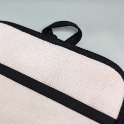 Personalisierte Topflappen im 2er Set mit Grifftasche & Silikonrückseite | Wo Liebe den Tisch deckt