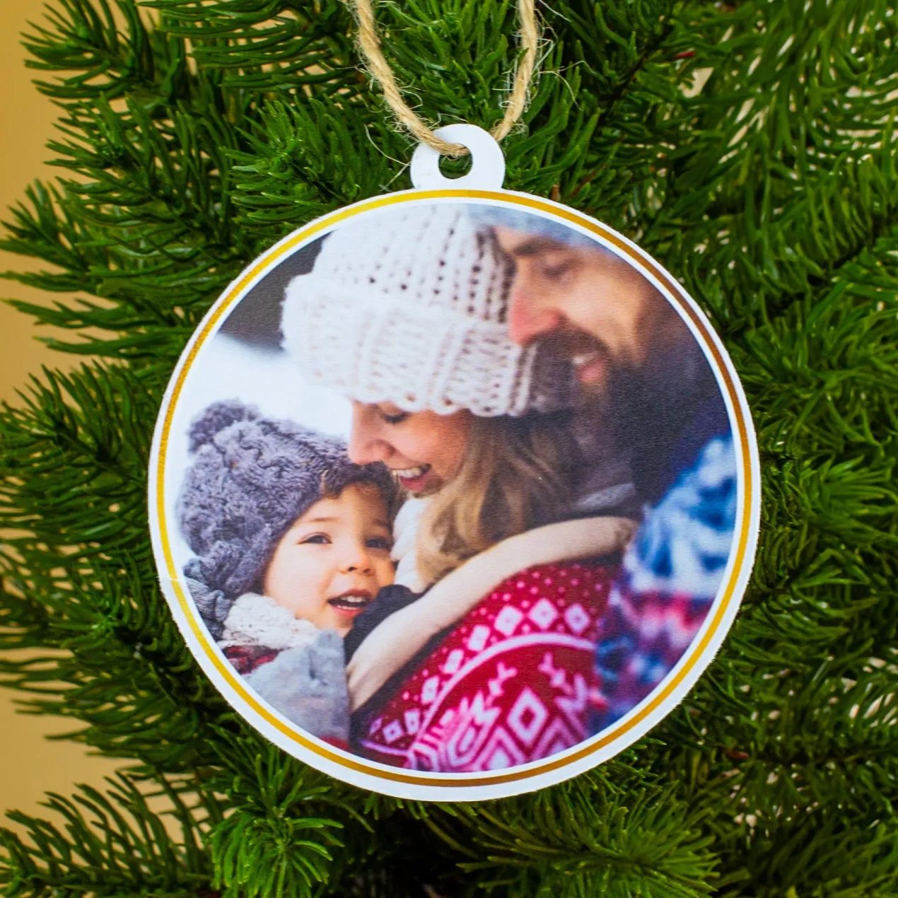 Personalisierte Weihnachtskarte mit herausnehmbarer Fotokugel | Klappkarte mit Fotos & Wunschtext