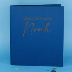 Personalisierte Zeugnismappe aus Leinen graviert mit Name und Farbauswahl | Geschenk für Schüler