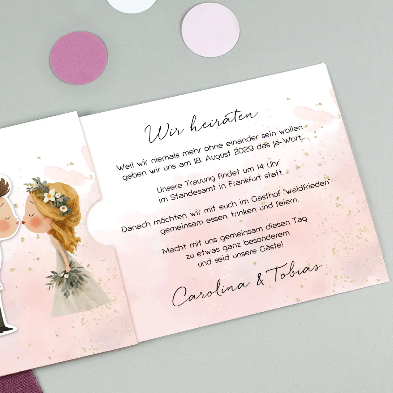 Personalisierte Ziehkarte als Hochzeitseinladung mit Kussmotiv Brautpaar | Effektkarte DIN-lang