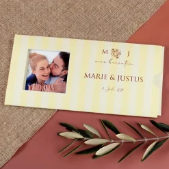 Personalisierte Ziehkarte als Hochzeitseinladung mit Fotos & Wunschtext | Effektkarte mit Überraschung
