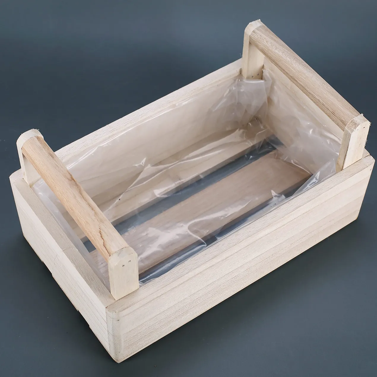 Pflanzkorb aus Holz zum Muttertag mit Blumenmotiv | Geschenkverpackung & Pflanzkiste in 3 Varianten