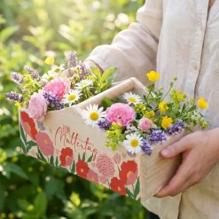 Pflanzkorb aus Holz zum Muttertag mit Blumenmotiv | Geschenkverpackung & Pflanzkiste in 3 Varianten