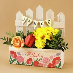 Pflanzkorb aus Holz zum Muttertag mit Blumenmotiv | Geschenkverpackung & Pflanzkiste in 3 Varianten