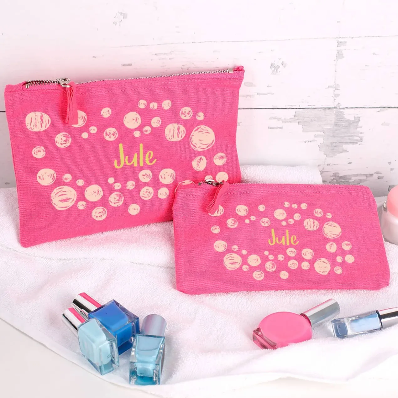 Pinkes Beautycase mit Namensaufdruck