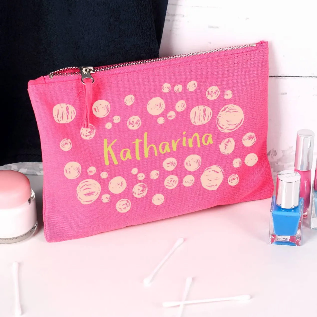 Pinkes Beautycase mit Namensaufdruck