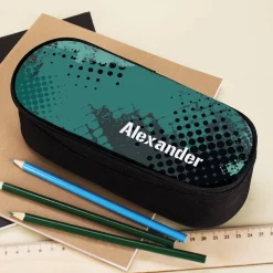 Praktische Stiftebox in cooler Optik mit Namensaufdruck