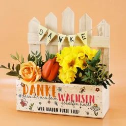 Präsentkorb mit Zaun als Dankeschön für Erzieherinnen & Lehrer | Holz Geschenkkorb