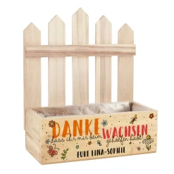 Präsentkorb mit Zaun als Dankeschön für Erzieherinnen & Lehrer | Holz Geschenkkorb