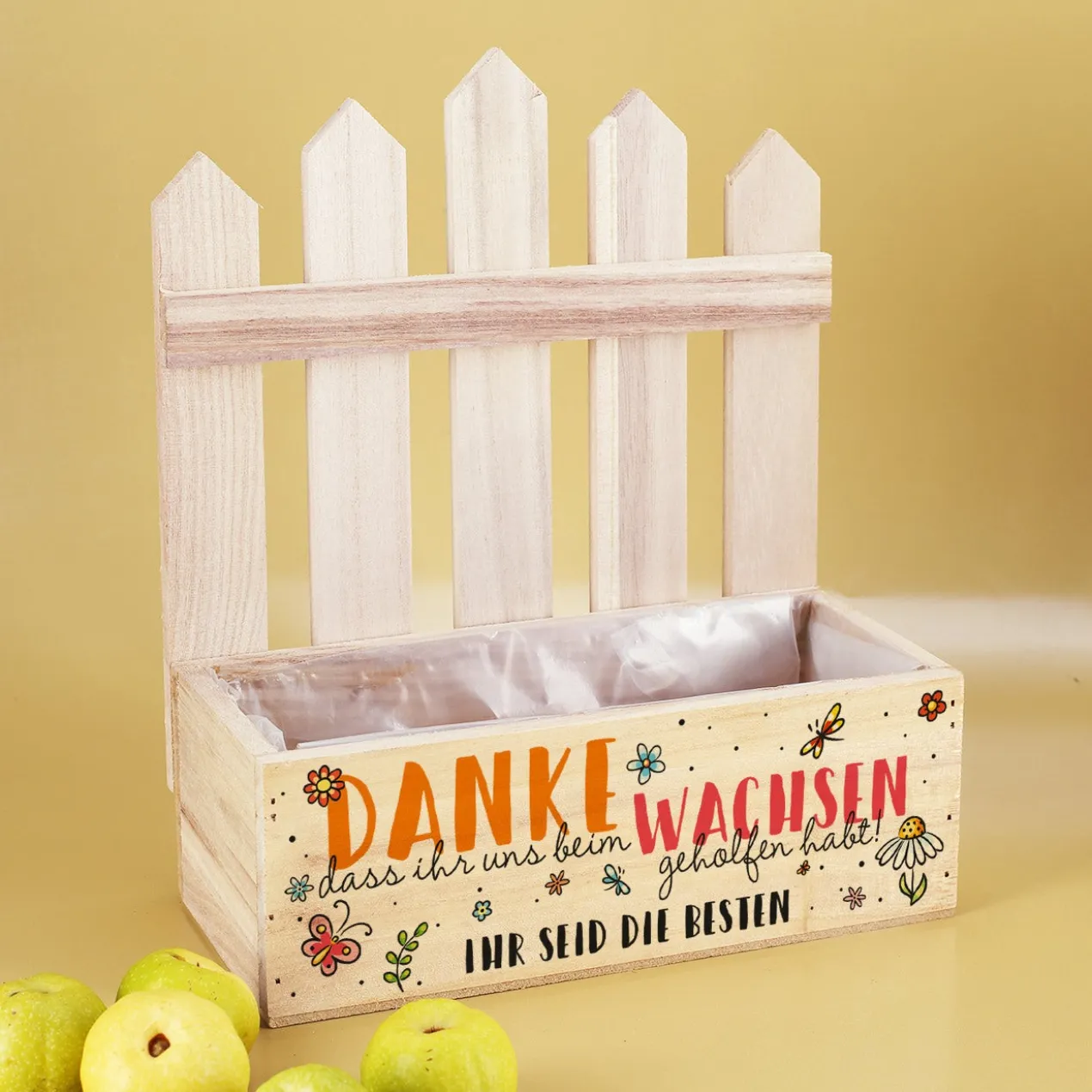 Präsentkorb mit Zaun als Dankeschön für Erzieherinnen & Lehrer | Holz Geschenkkorb