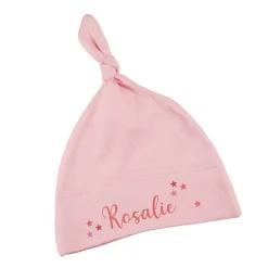 Rosafarbene Babymütze mit Name und Sternen
