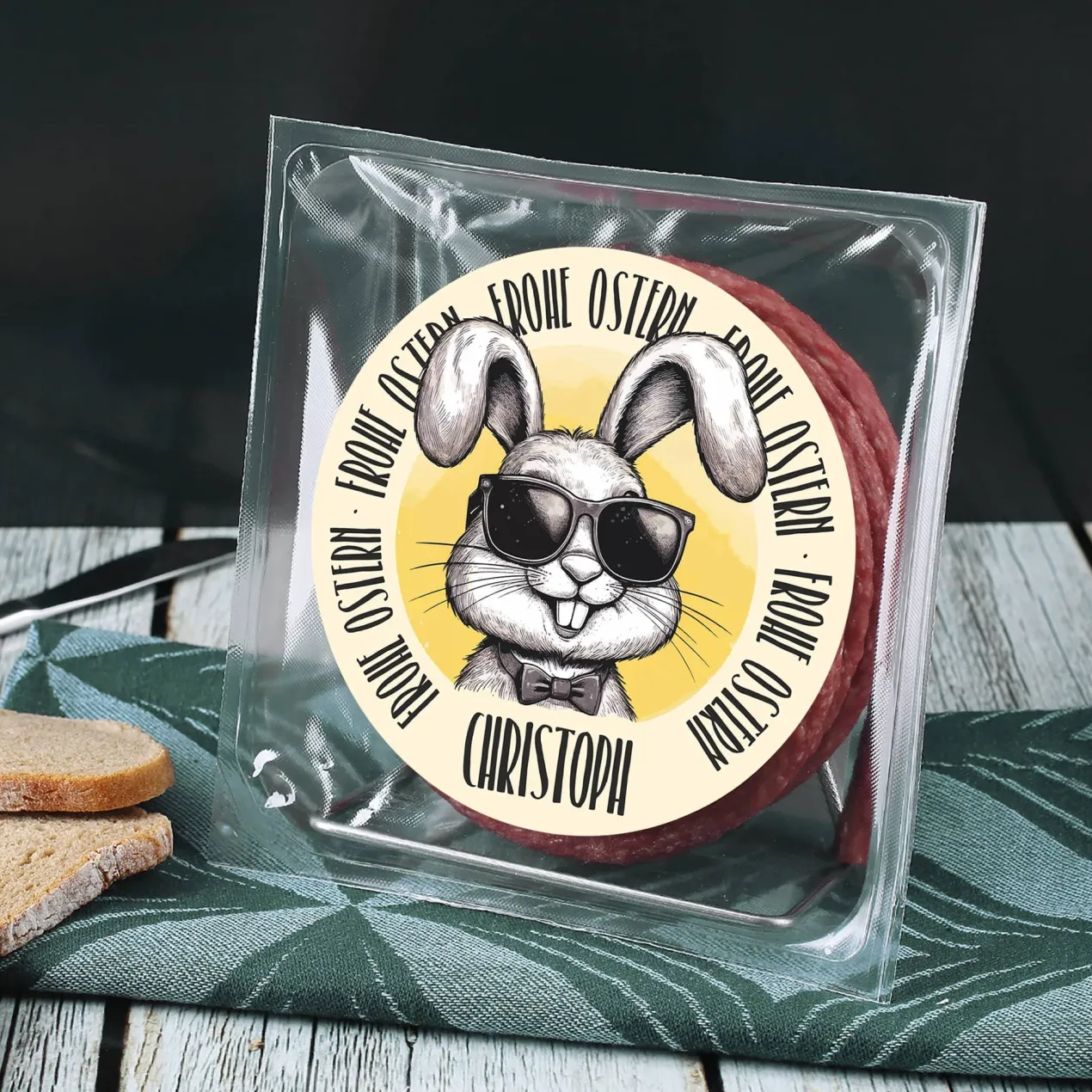 Salami Kabeltrommel zu Ostern mit Namensaufdruck