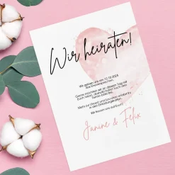 Save the Date Karte mit Brautpaar und rosa Watercolorherz