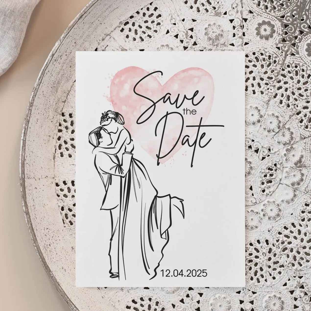 Save the Date Karte mit Brautpaar und rosa Watercolorherz