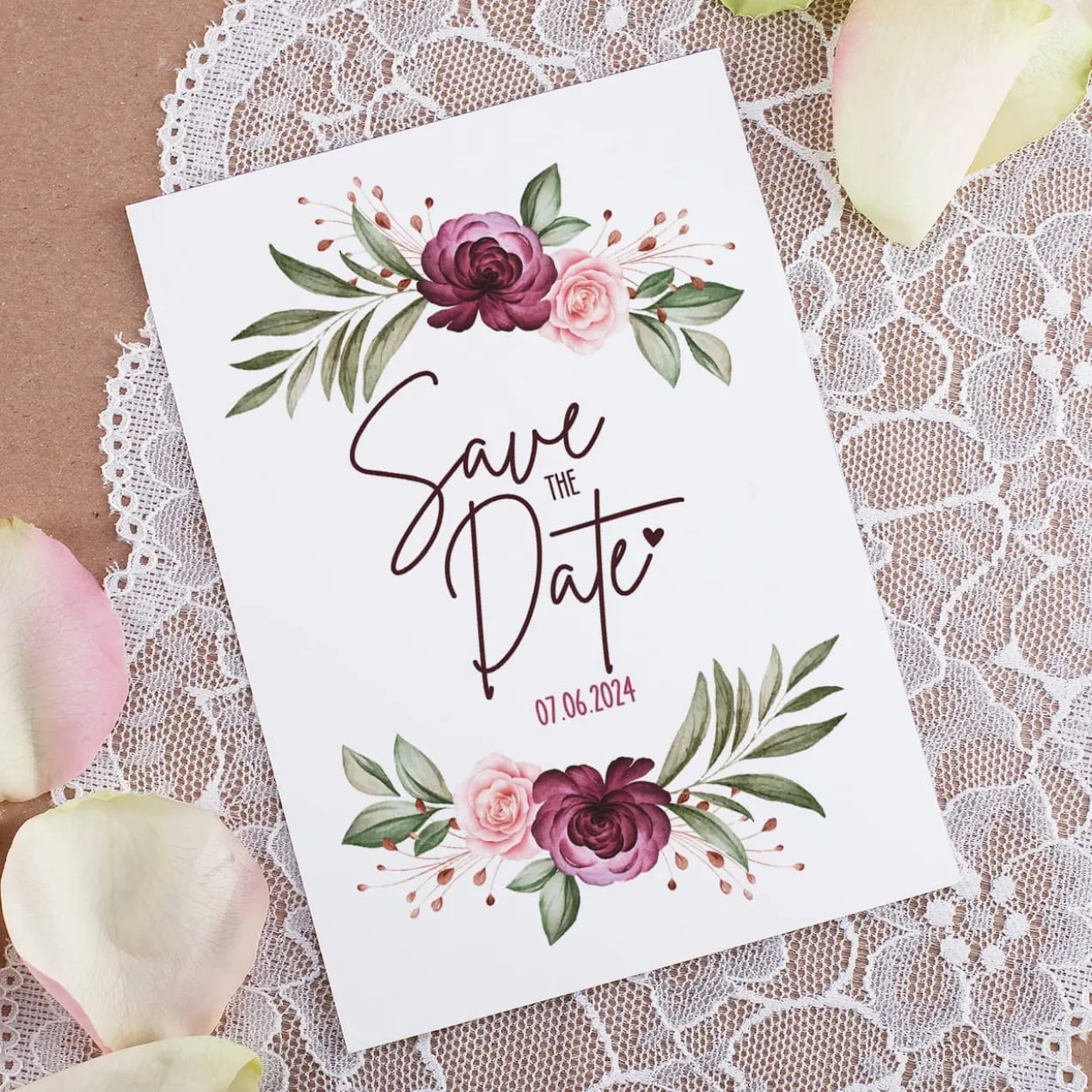 Save the Date Karte mit Rosenmotiv