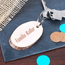 Schlüsselanhänger mit Holzscheibe und Ihrem Wunschtext