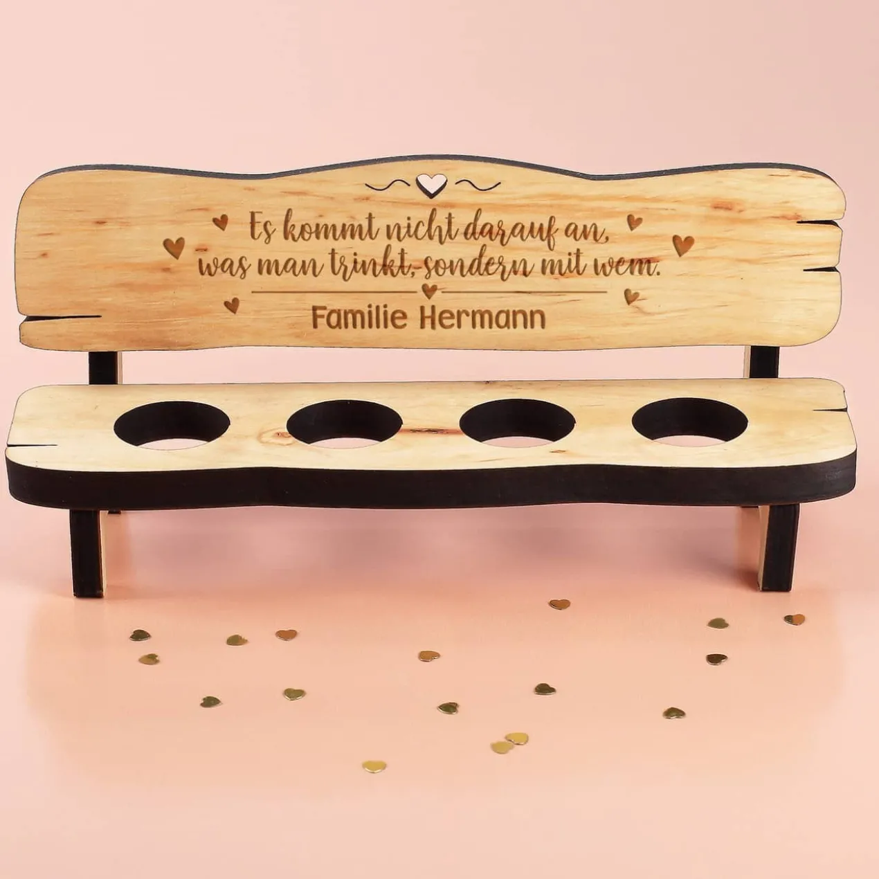 Schnapsbank mit romantischem Spruch und 4 Schnapsgläsern