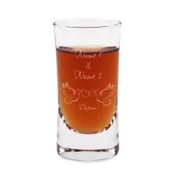 Schnapsglas zur Hochzeit mit Tauben-Motiv, Namen und Datum