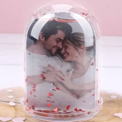 Schneekugel zum Valentinstag mit Ihren zwei Lieblingsfotos
