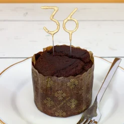 Schoko Brownie in der Dose als Dankeschön Geschenk mit Wunschtext personalisiert in Bäckerqualität