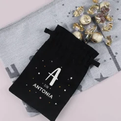 Schokokugeln im Geschenksack mit Name und Initiale