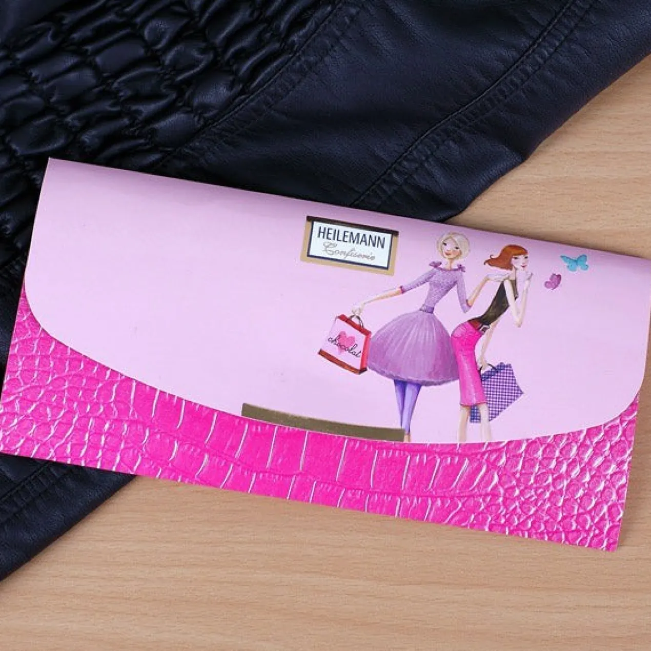 Schokolade in der Clutch - ein beliebtes Geschenk für Frauen