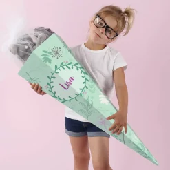 Schultüte mit floralem Muster, Libelle und Name
