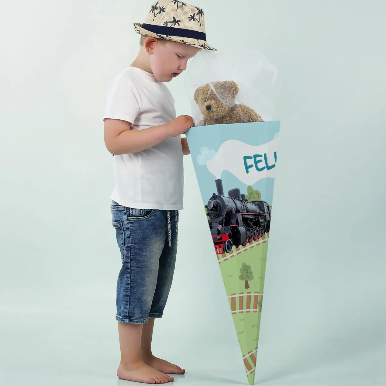 Schultüte XL mit Zug Motiv personalisiert mit Name | Retro Dampflok | 80cm