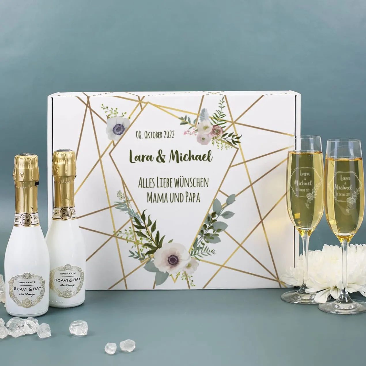 Sekt Geschenkset zur Hochzeit mit Box, 2 Gläsern und 2 kleinen Sektflaschen