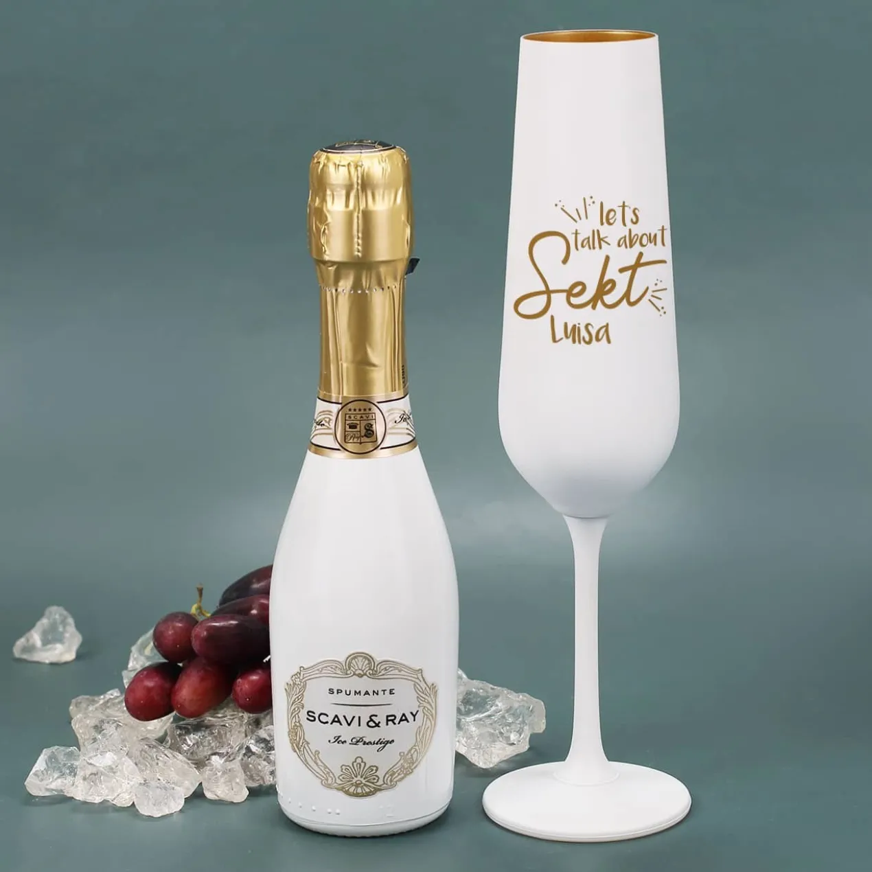 Sektglas und Scavi & Ray Piccolo - Let's talk about Sekt
