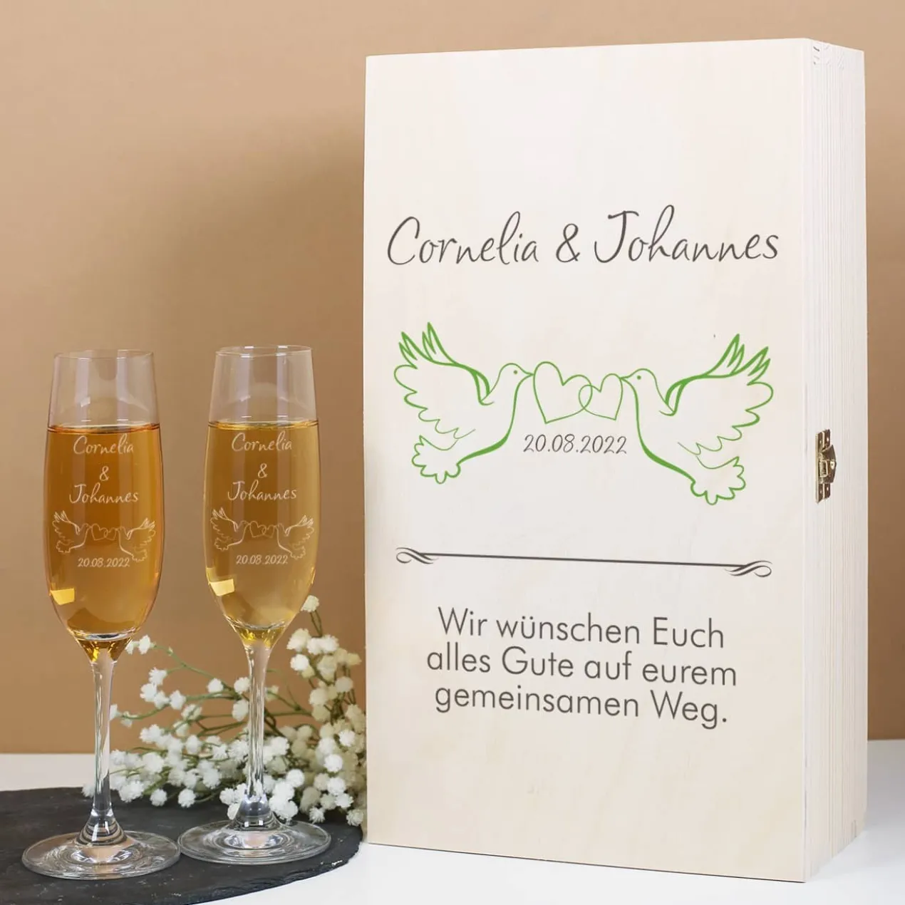 Sektgläser mit Gravur im Set mit exklusiver Holzverpackung