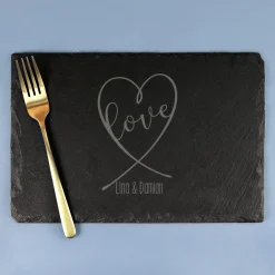 Servierplatte aus Schiefer mit Namen personalisiert für Paare | Love-Motiv | Rechteckig
