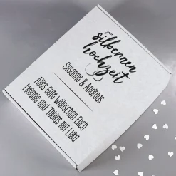 Silberhochzeits-Secco und zwei gravierte Sektgläser in einer Box