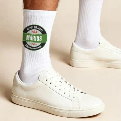 Socken mit Bierlogo & eigenem Text | Lustiges Biersocken Geschenk für Männer & Bierfreunde in weiß