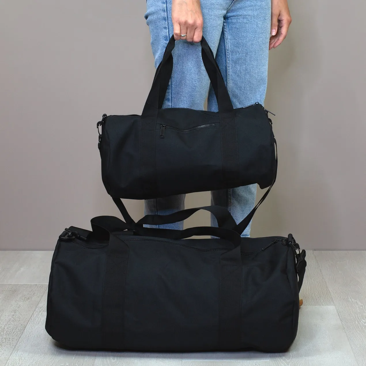 Sporttasche mit Regenbogen Motiv & Name personalisiert | Reisetasche als Geschenk für Mädchen & Frauen