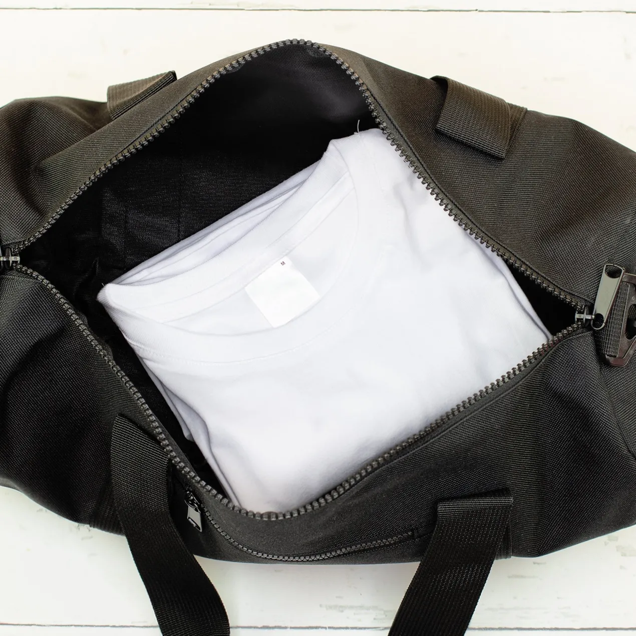 Sporttasche personalisiert mit Name & Gym Motiv | Duffle Bag für Männer & Sport als Geschenk