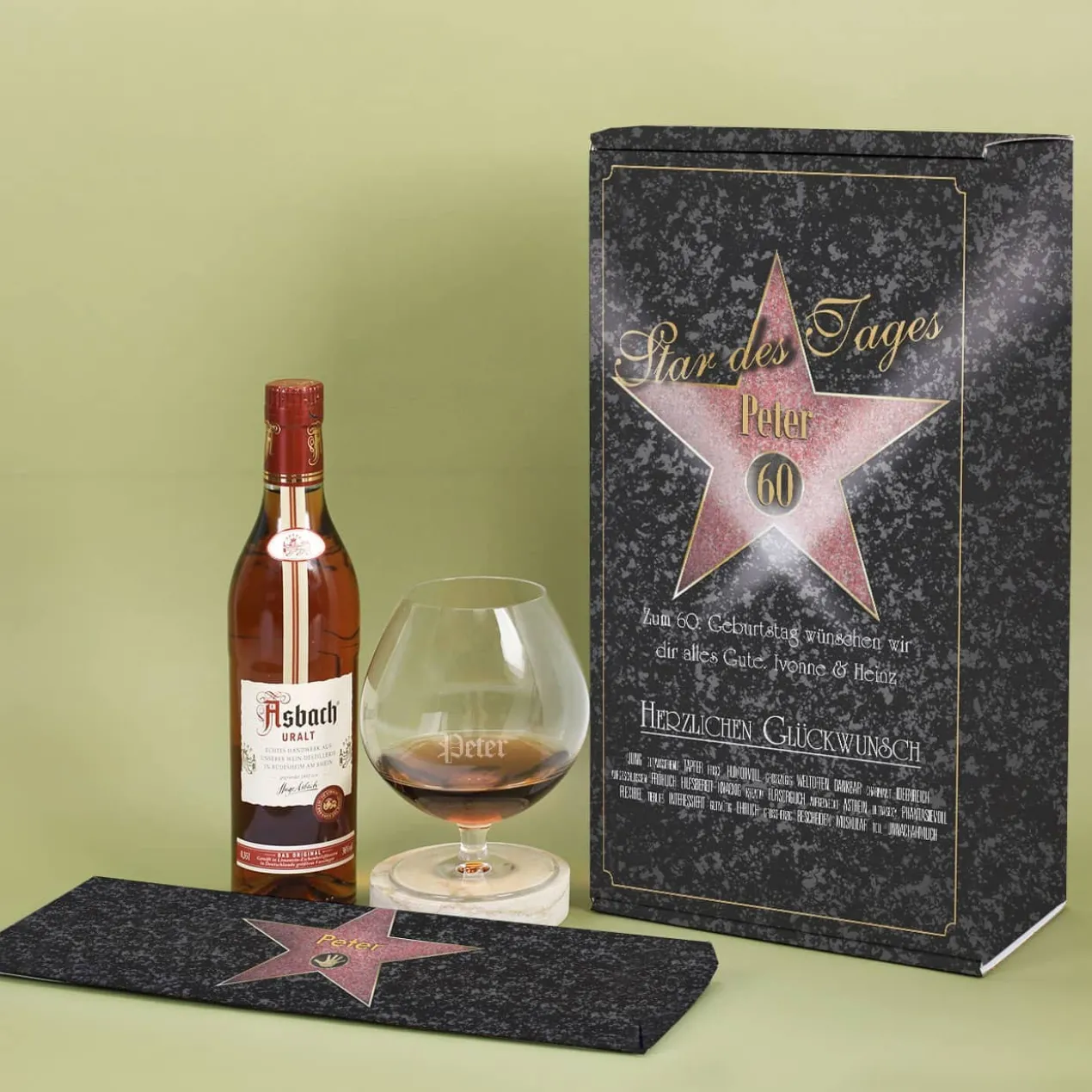 Star des Tages - Geburtstagsgeschenk mit Asbach Uralt, Glas und Schokolade