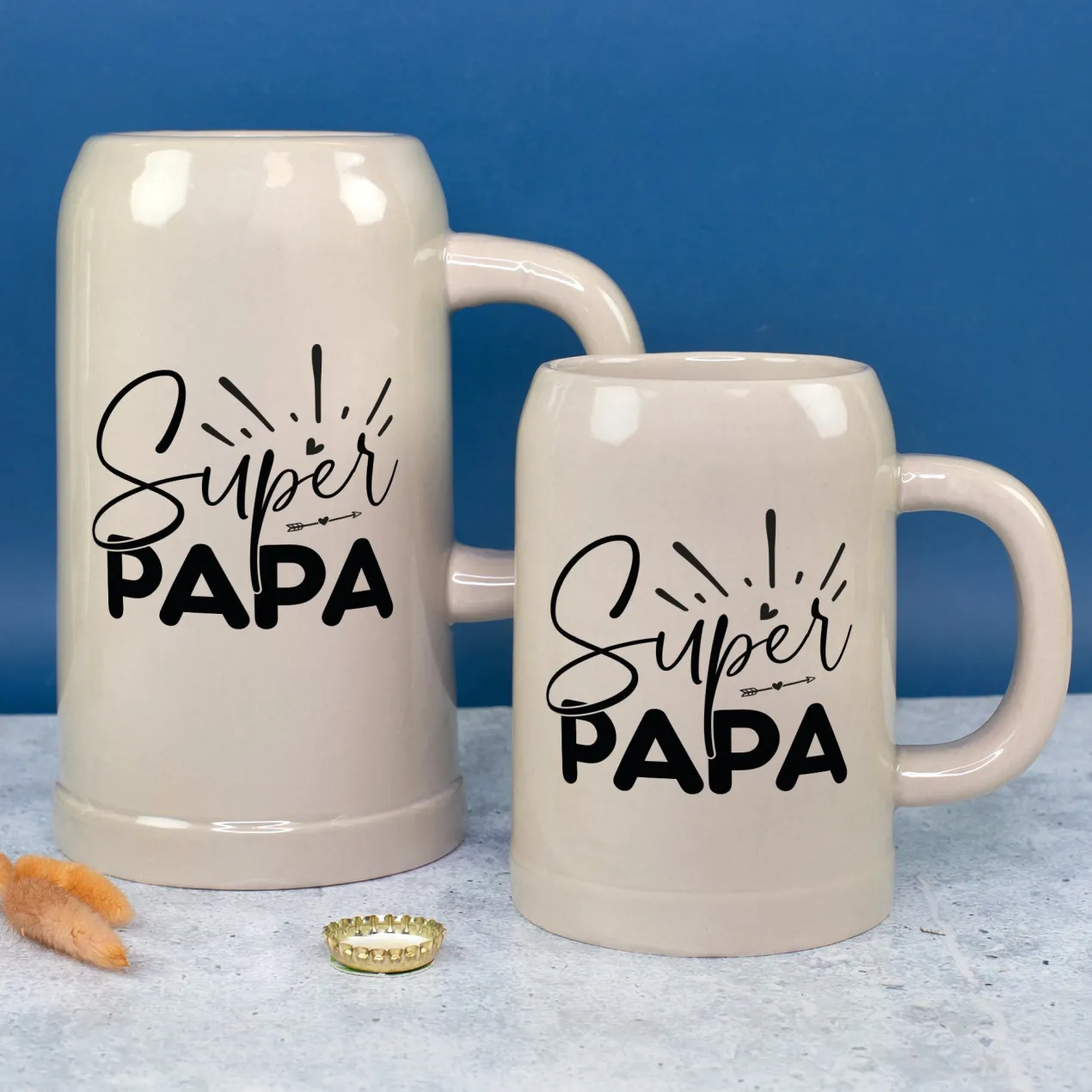 Steingut Bierkrug 'Super Papa' als Geschenk für Väter | Keramik Bierglas 0,5 oder 1 Liter