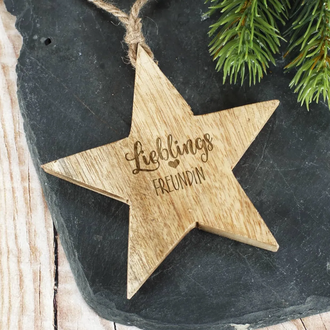 Sternanhänger aus Holz - Lieblings... - mit Namensgravur