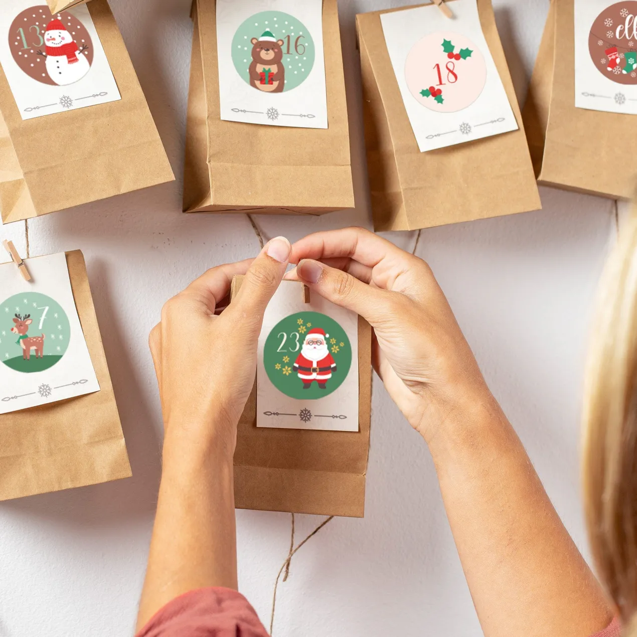 Sticker-Set mit 24 personalisierbaren Aufklebern für DIY Adventskalender | Weihnachtstiere