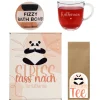 Stress lass nach Set mit Tee, Teeglas und Badebombe in persönlicher Box