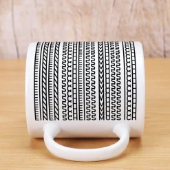 Tasse 'Einen Scheiss muss ich' | Kaffeetasse mit versteckter Botschaft als lustiges Geschenk