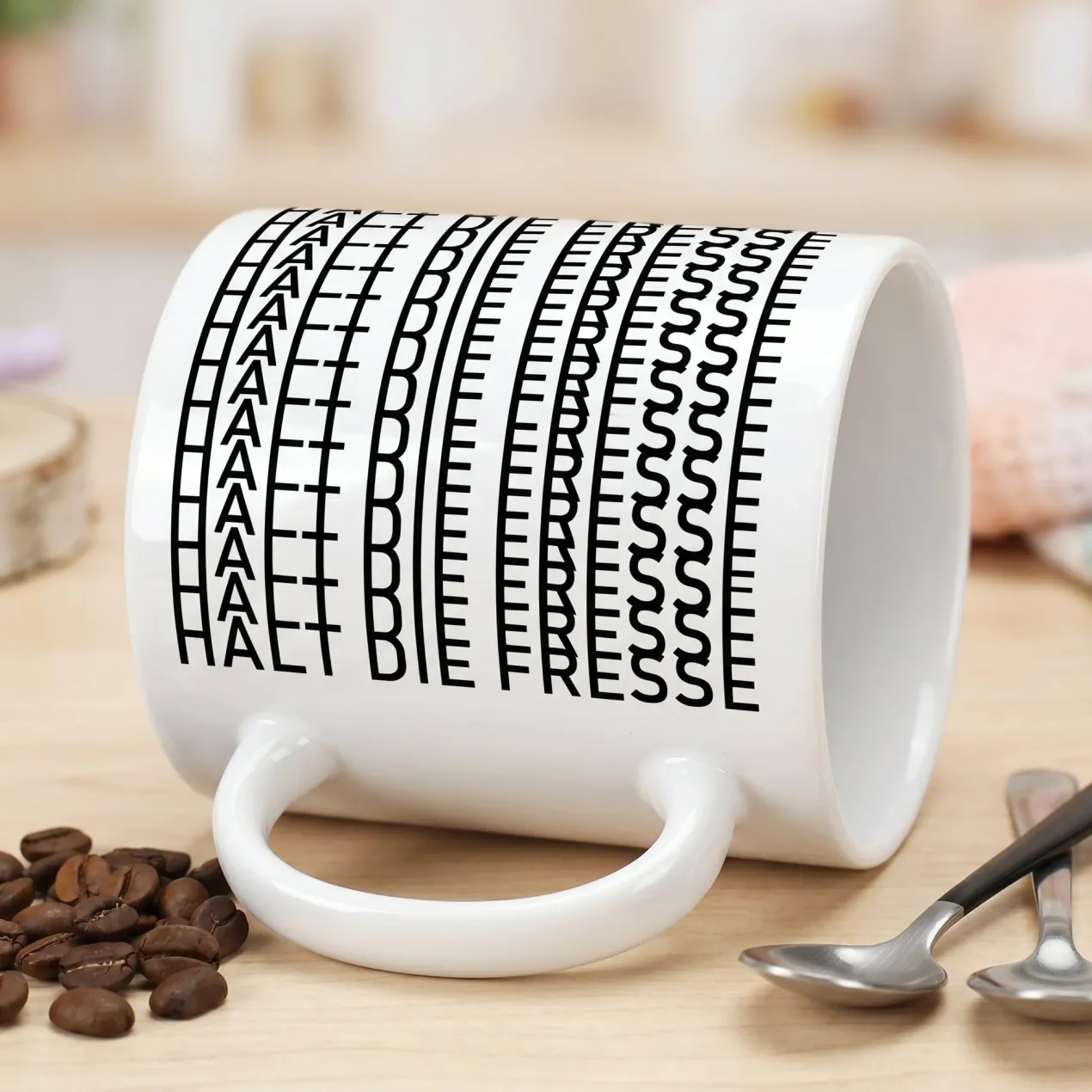 Tasse 'Halt die Fresse' | Kaffeetasse mit versteckter Botschaft als lustiges schwarzer Humor Geschenk